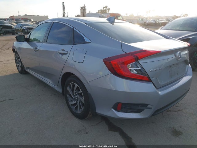 Honda CIVIC EX 2017 2HGFC2F72HH545465 Image 3