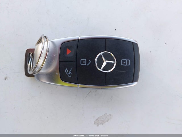 W1N0G8DB3MF960723 Mercedes-Benz Glc 300 Suv