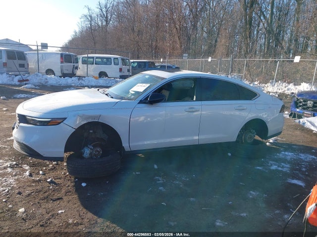 2023 Honda Accord Hybrid Sport მანქანა იყიდება აუქციონზე, vin: 1HGCY2F52PA020843, აუქციონის ნომერი: 44296583