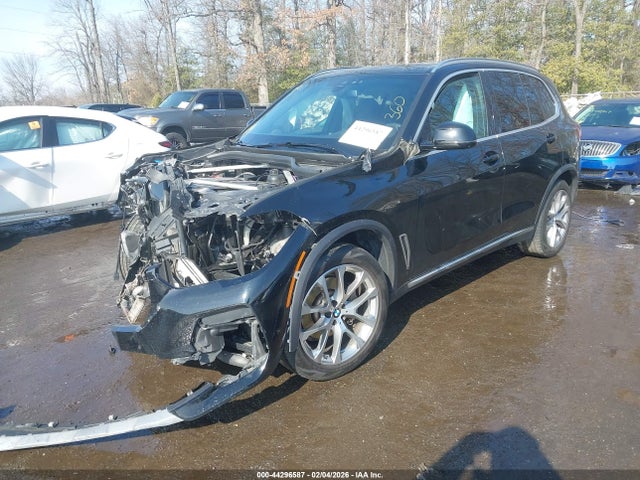 2023 BMW X5 5UXCR6C04P9P94183 Photo 1