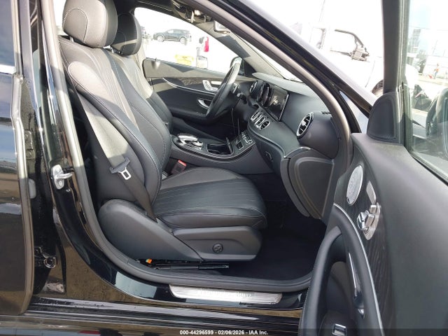 Mercedes-Benz E 300 2018 WDDZF4JB6JA448094 Image 5