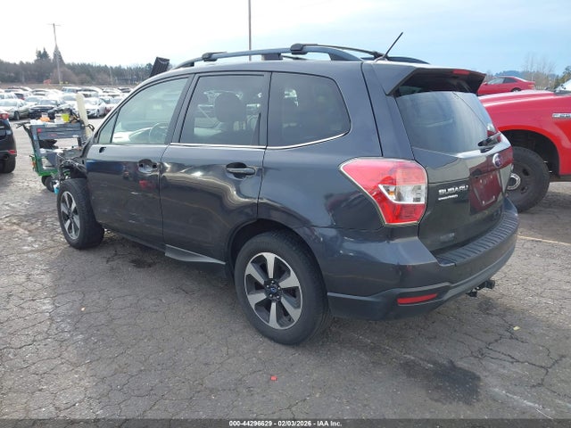 Subaru Forester 2.5i Limited 2015 JF2SJAHC8FH832675 Image 3