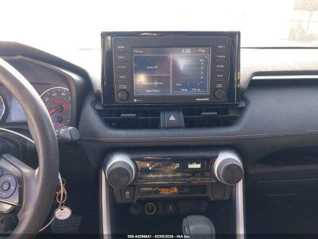 Toyota RAV4 LE 2021 2T3H1RFV2MC090097 Image 18