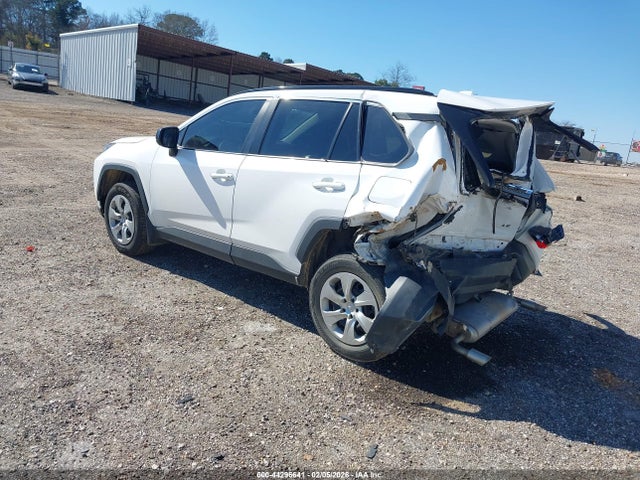 Toyota RAV4 LE 2021 2T3H1RFV2MC090097 Image 3