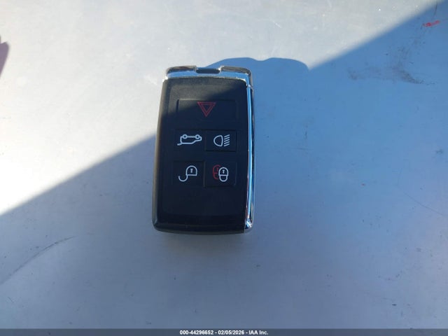 2023 JAGUAR F-PACE SADCT2FU2PA708060 Photo 10