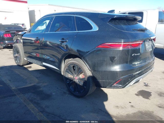 2023 JAGUAR F-PACE SADCT2FU2PA708060 Photo 2