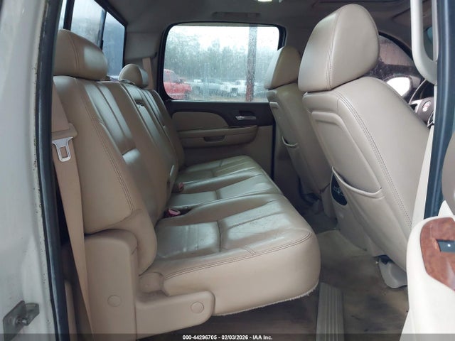 44296705 :رقم المزاد ، 2GTEK13M171575341 vin ، 2007 Gmc Sierra 1500 Slt مزاد بيع