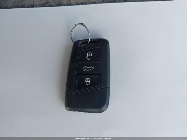 Продажа на аукционе авто 2019 Volkswagen Jetta Gli 2.0t 35th Anniversary Edition/2.0t Autobahn/2.0t S, vin: 3VW6T7BU0KM177834, номер лота: 44296718