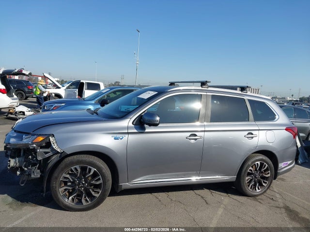 Mitsubishi Outlander Phev Gt 2018 JA4J24A55JZ028982 Image 15