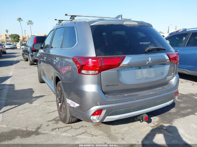 Mitsubishi Outlander Phev Gt 2018 JA4J24A55JZ028982 Image 3