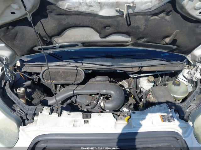 1FMZK1CM4GKA04990 Ford Transit-150 Xl