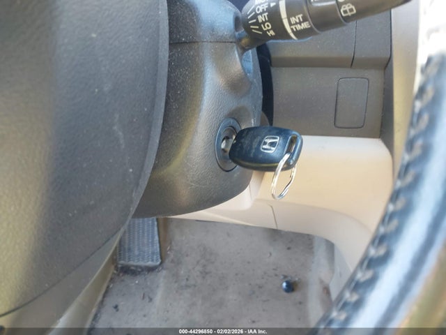 2007 HONDA CR-V JHLRE48787C055812 Photo 10