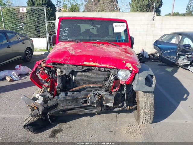 1C4BJWDG9JL878252 Jeep Wrangler Jk Unlimited Willy Wheeler 4x4
