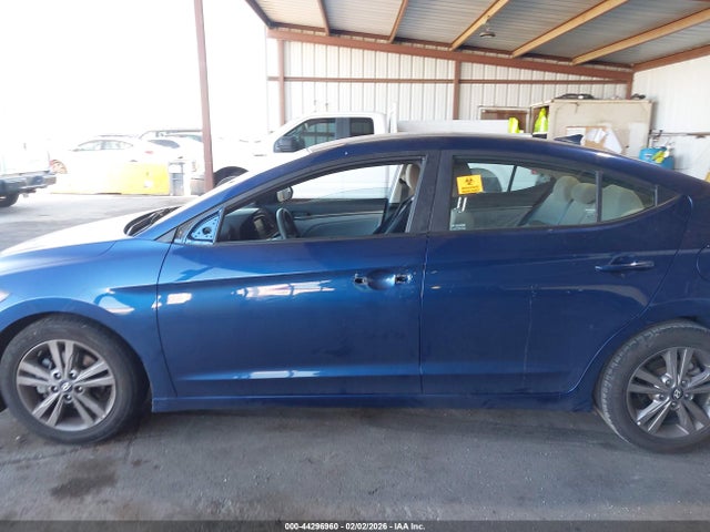 5NPD84LF6JH223570 Hyundai ELANTRA SEL