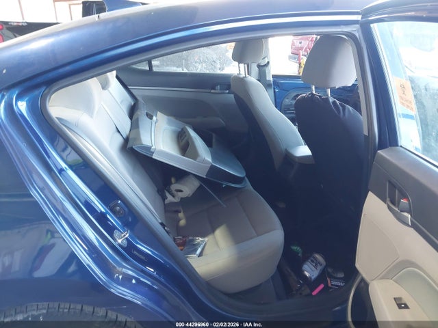 5NPD84LF6JH223570 Hyundai ELANTRA SEL