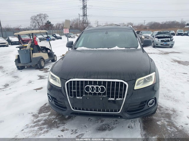 WA1LFAFP0FA071640 Audi Q5 2.0t Premium