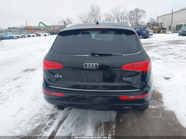 WA1LFAFP0FA071640 Audi Q5 2.0t Premium