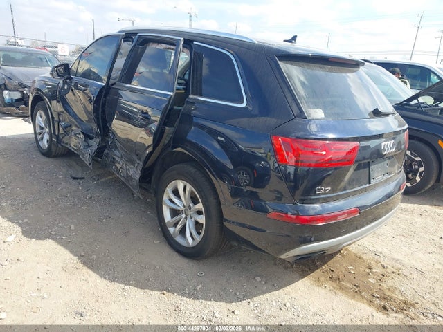 2017 AUDI Q7 WA1LABF74HD029526 Photo 2