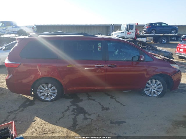 Toyota Sienna Limited Premium 7 Passenger 2015 5TDYK3DC6FS537853 Image 13