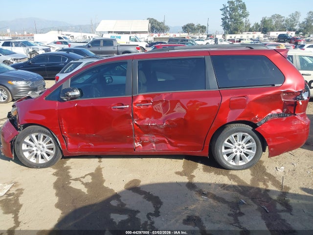 Toyota Sienna Limited Premium 7 Passenger 2015 5TDYK3DC6FS537853 Image 14