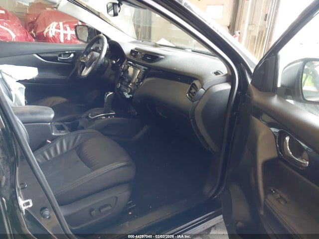 JN1BJ1CWXMW668969 Nissan Rogue Sport Sl Awd Xtronic Cvt