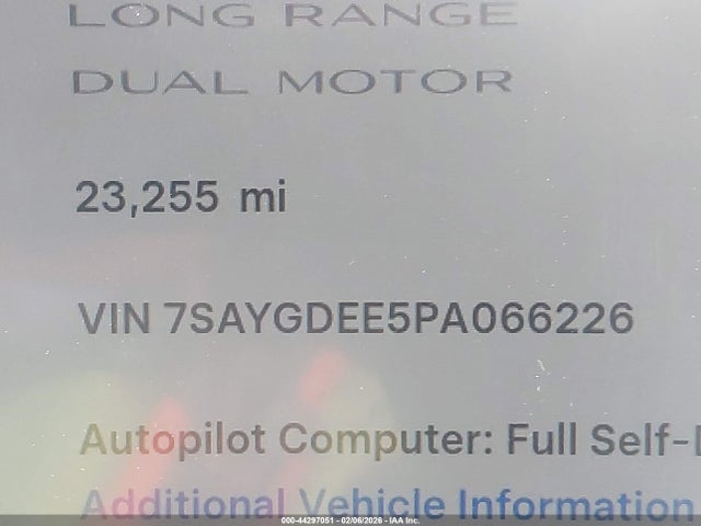 2023 TESLA MODEL Y 7SAYGDEE5PA066226 Photo 8