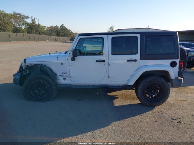 1C4BJWEGXJL935458 Jeep Wrangler Jk Unlimited Sahara 4x4