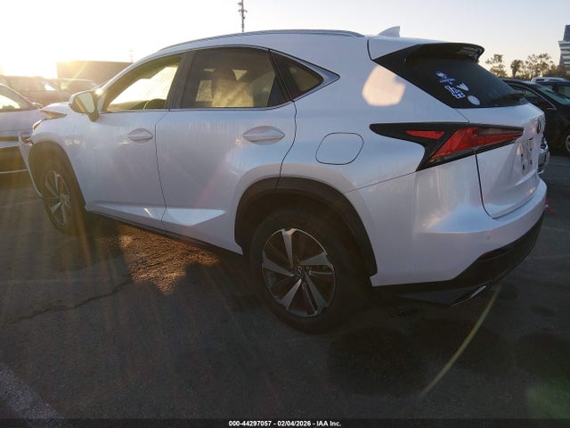 JTJYARBZ8K2128927 Lexus NX 300