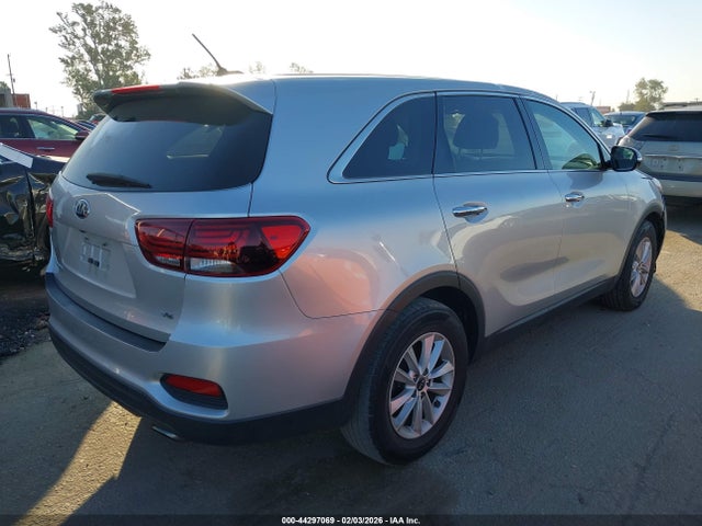 5XYPG4A53KG559664 KIA Sorento 3.3l Lx