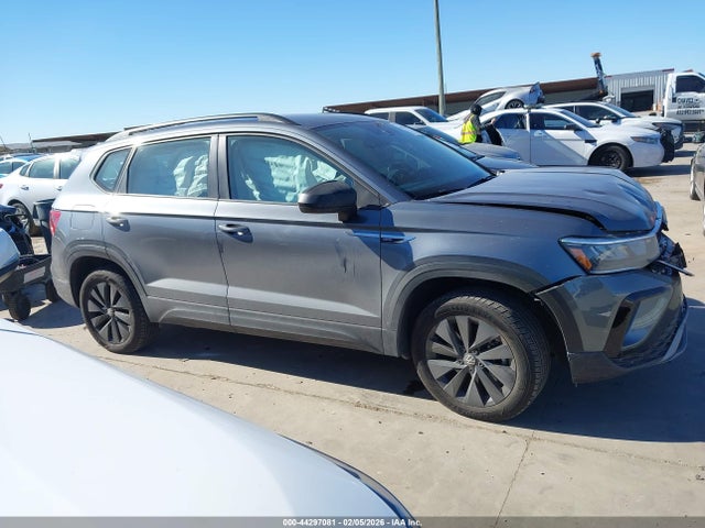 Продаж на аукціоні авто 2024 Volkswagen Taos 1.5t S, vin: 3VV5X7B22RM002594, номер лоту: 44297081