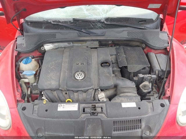 44297098 :رقم المزاد ، 3VWJX7ATXEM607316 vin ، 2014 Volkswagen Beetle 2.5l مزاد بيع