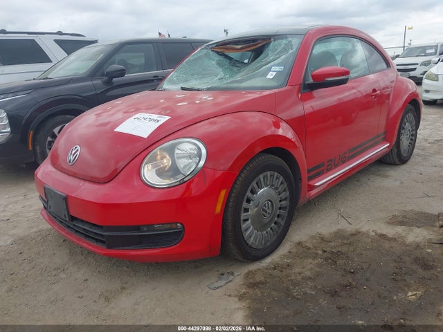 44297098 :رقم المزاد ، 3VWJX7ATXEM607316 vin ، 2014 Volkswagen Beetle 2.5l مزاد بيع