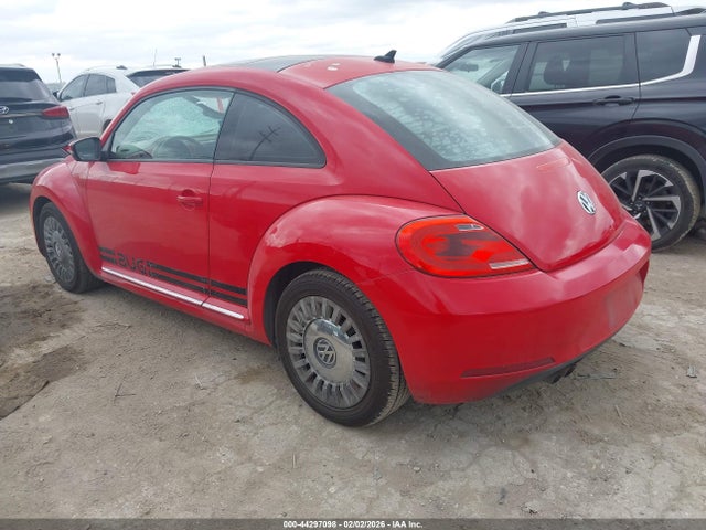 44297098 :رقم المزاد ، 3VWJX7ATXEM607316 vin ، 2014 Volkswagen Beetle 2.5l مزاد بيع