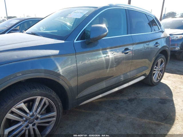WA1BNAFY2J2149376 Audi Q5 2.0t Premium/2.0t Tech Premium