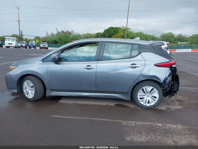 1N4AZ1BV9PC560526 Nissan Leaf S 40 Kwh