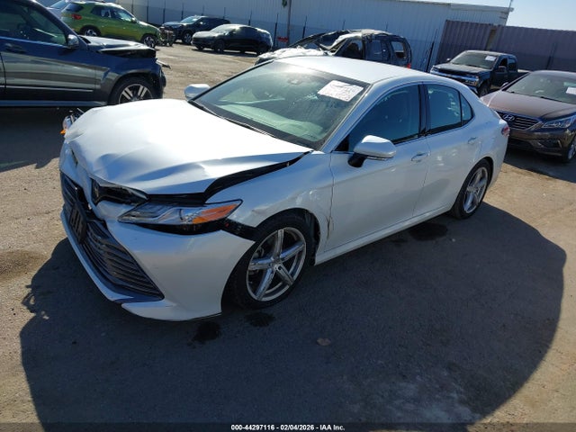 4T1B11HK0JU040523 Toyota CAMRY XLE