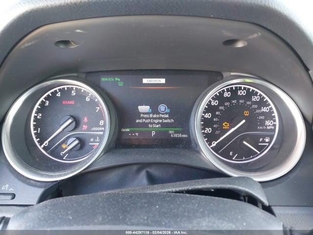 4T1B11HK0JU040523 Toyota CAMRY XLE