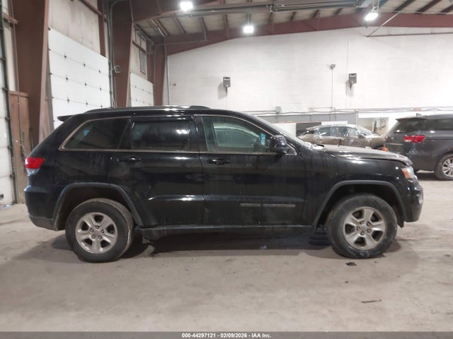 Продажа на аукционе авто 2017 Jeep Grand Cherokee Laredo 4x4, vin: 1C4RJFAG1HC954690, номер лота: 44297121
