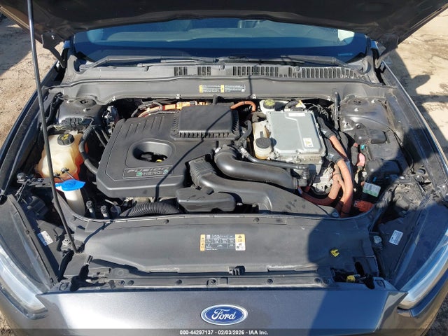 3FA6P0SUXFR105942 Ford Fusion Energi Titanium