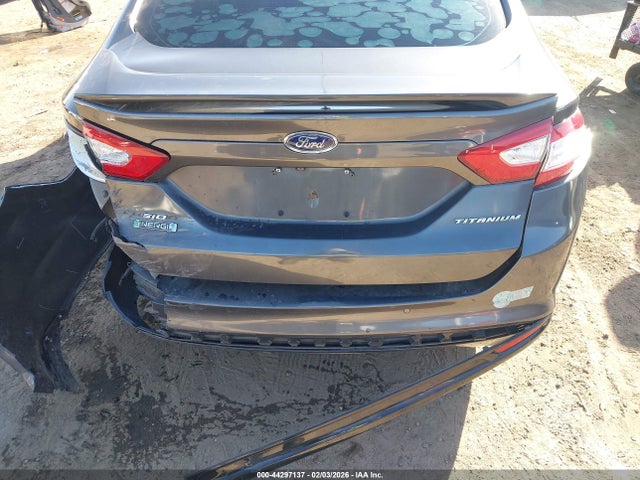 3FA6P0SUXFR105942 Ford Fusion Energi Titanium