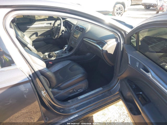 3FA6P0SUXFR105942 Ford Fusion Energi Titanium