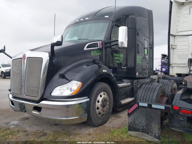 44297145 :رقم المزاد ، 1XKYDP9X9LJ395184 vin ، 2020 Kenworth T680 مزاد بيع