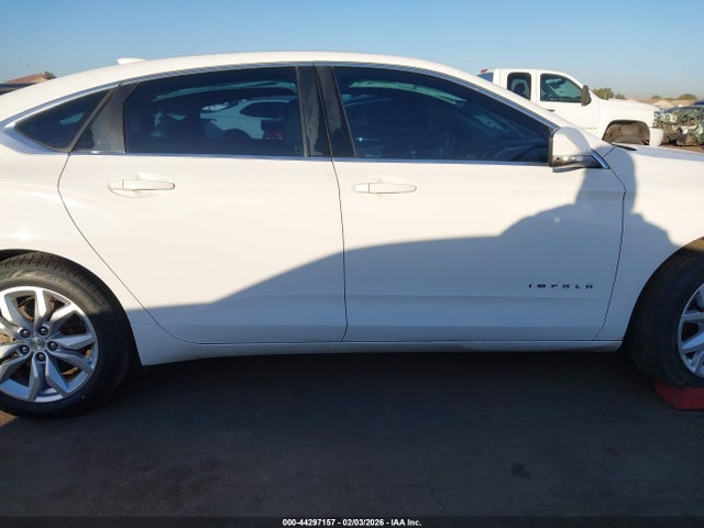 Chevrolet IMPALA 1LT 2017 2G1105SA4H9182500 Image 14