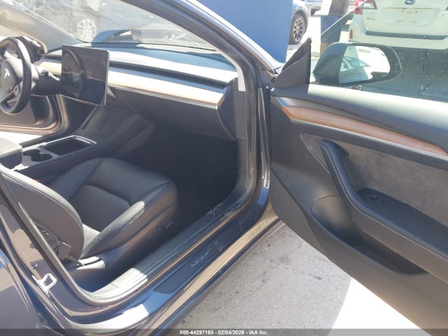 2022 TESLA MODEL 3 5YJ3E1EB1NF169130 Photo 4