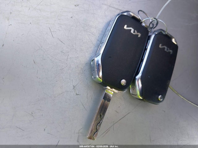 3KPF24AD9PE557388 KIA Forte Lxs