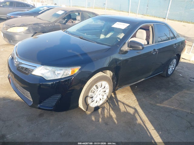 2014 TOYOTA CAMRY 4T1BF1FK2EU385319 Photo 1