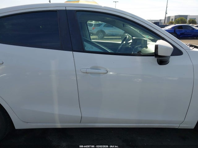 3MYDLBZV3GY118709 Scion IA