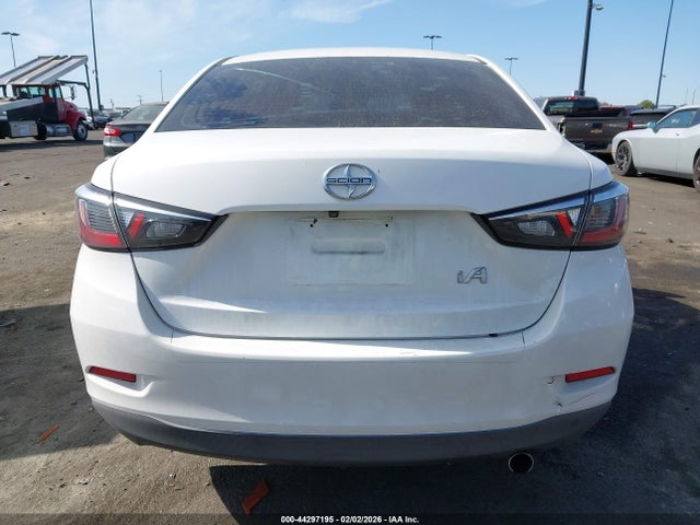 3MYDLBZV3GY118709 Scion IA