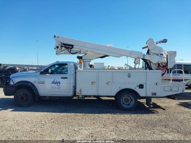 3C7WRNBL8GG342745 RAM 5500 Chassis Tradesman/slt