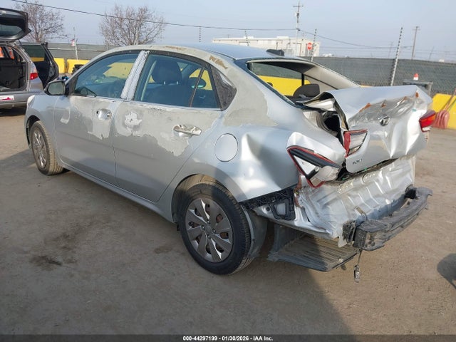 2018 KIA RIO 3KPA24ABXJE120080 Photo 2